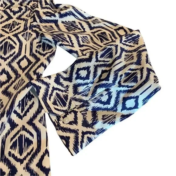 Chico’s Blue White Collar Button Front Long Sleeve Women’s Shirt Size 0 Small - Picture 3 of 7